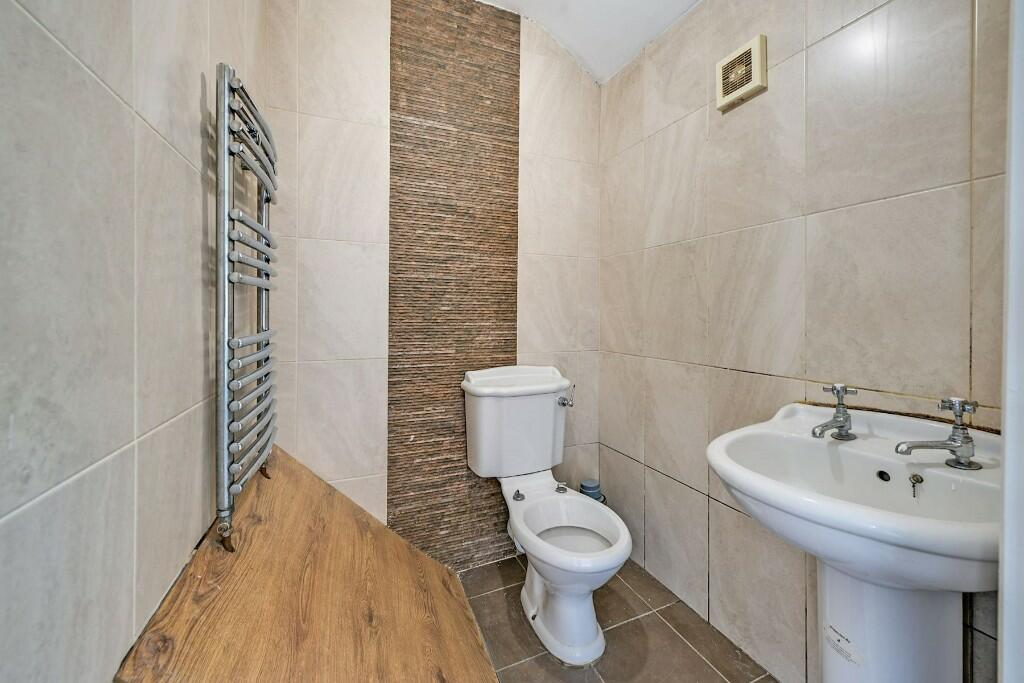 En suite W/C