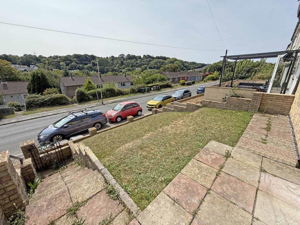 Delamere Road 99 - Front Outlook.jpg