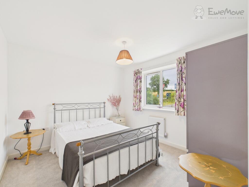 CAM03640G0-PR0059-STILL004