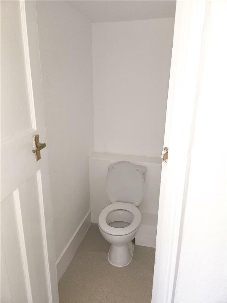 Toilet-2.jpg