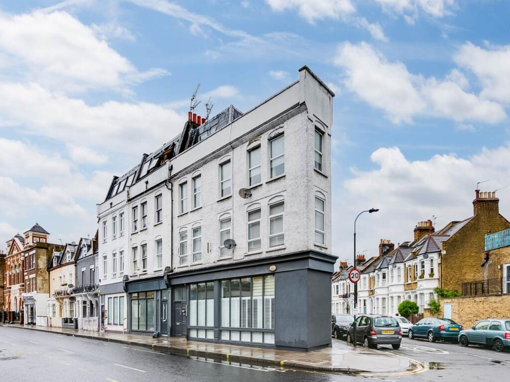 Dawes Road 104 FLAT 