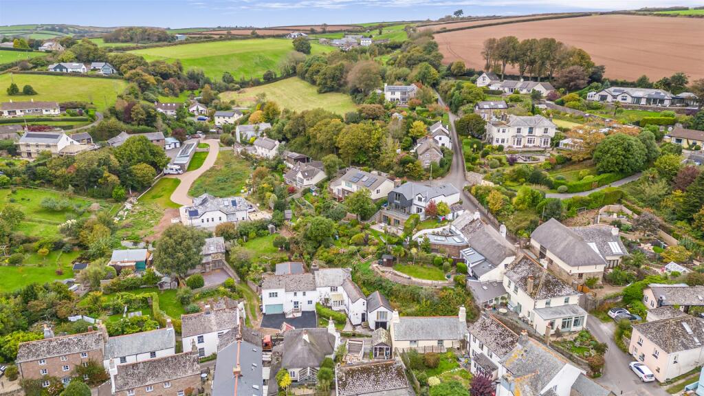 A07 - Brook Street, Higher Cottage, slapton - 2510