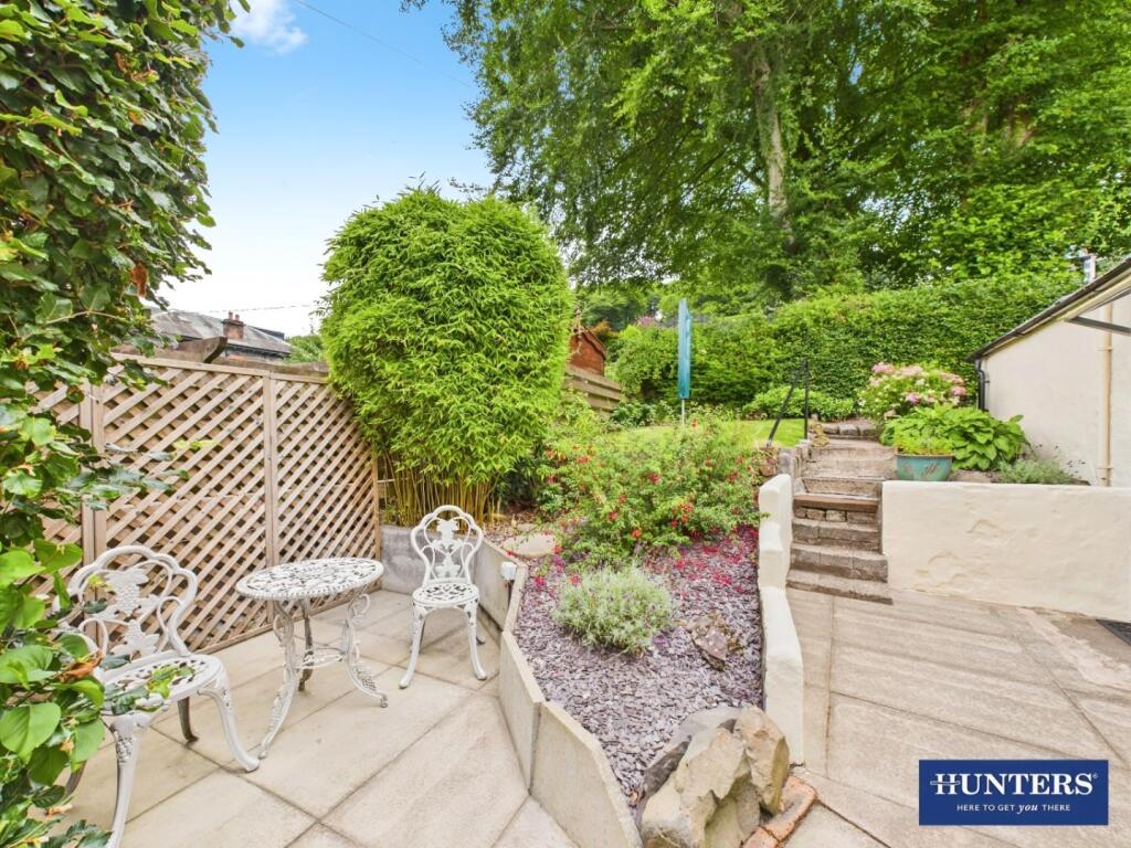 Laurel Cottage - Garden