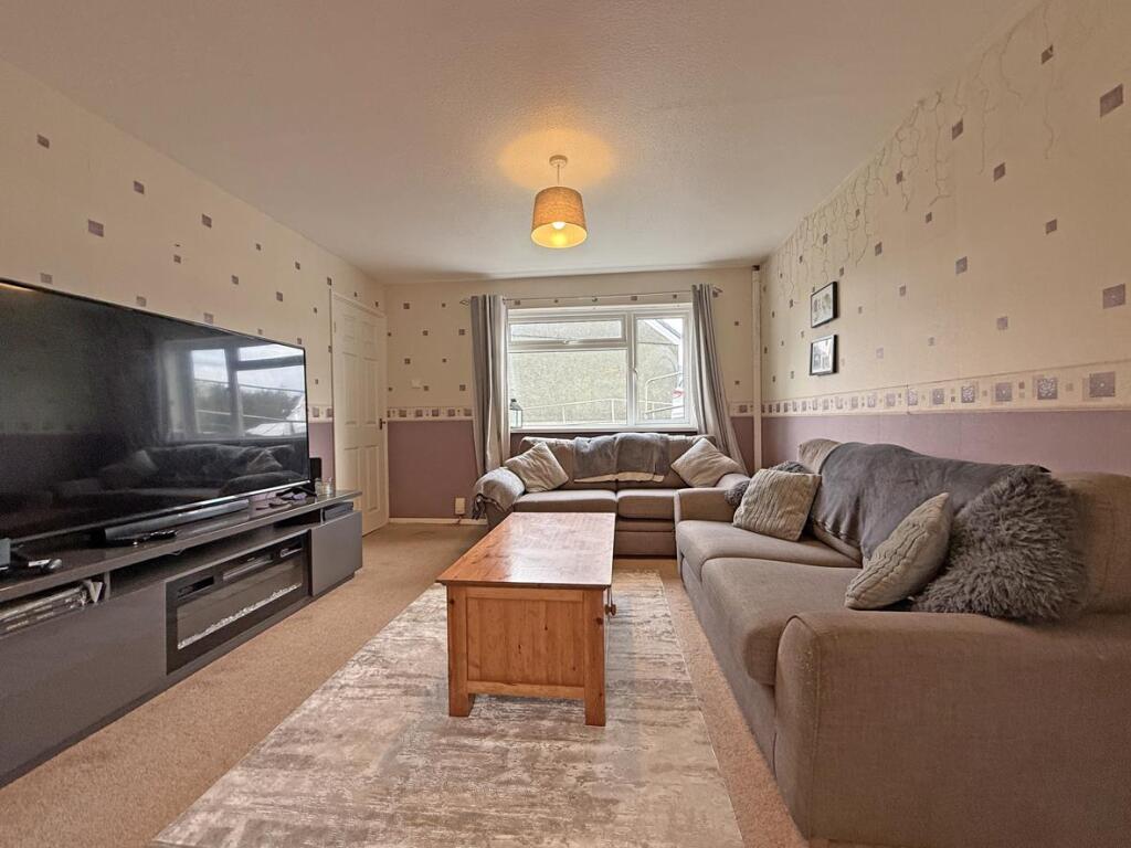 Grimspound Close 55 - Lounge.jpg