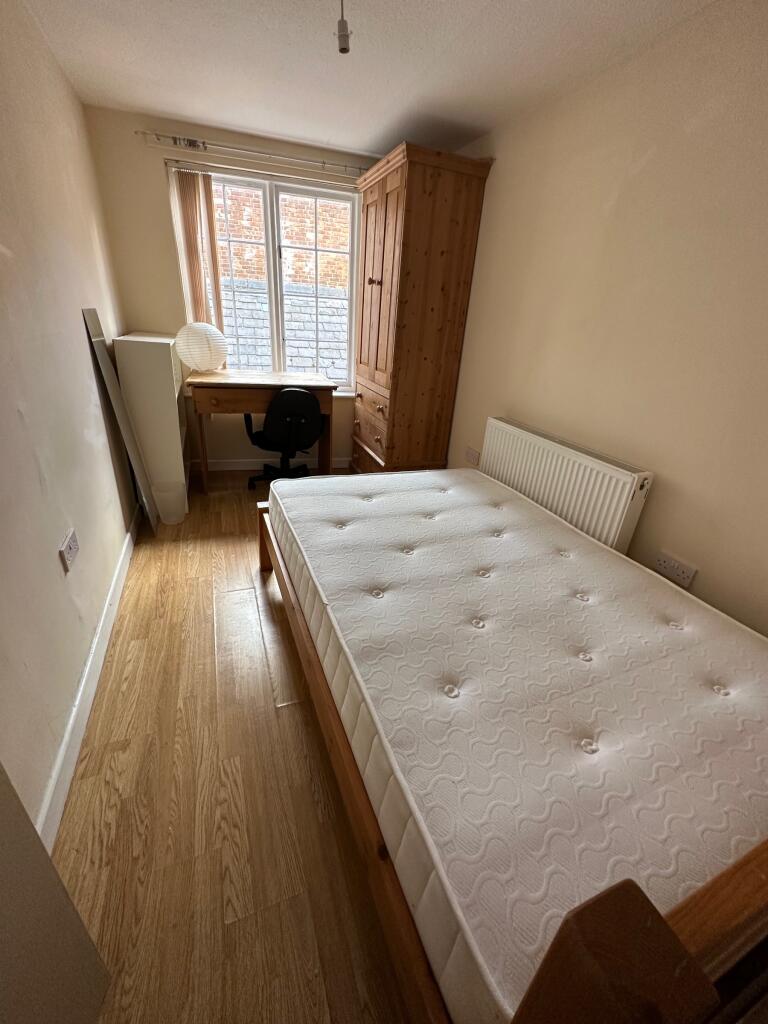 bedroom no:2