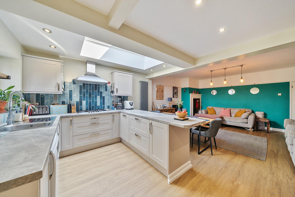 016-19-6814ad6cb9...