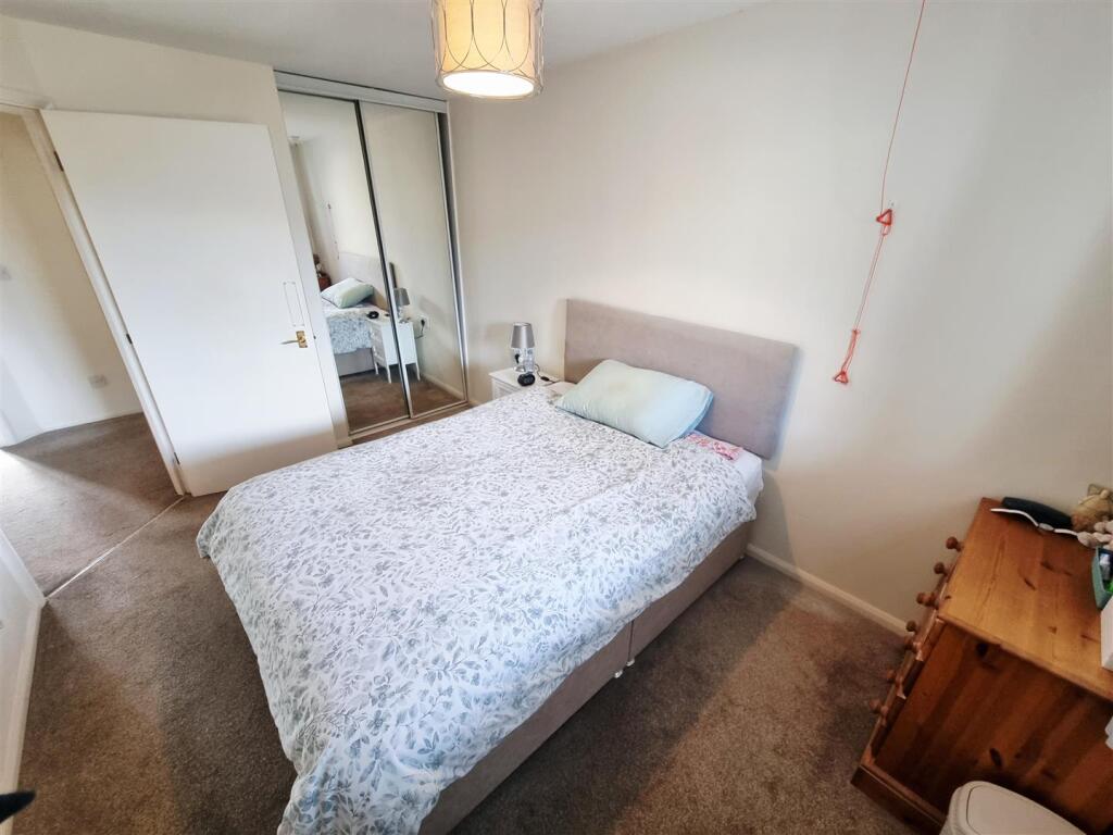 Bed 1.1.jpg