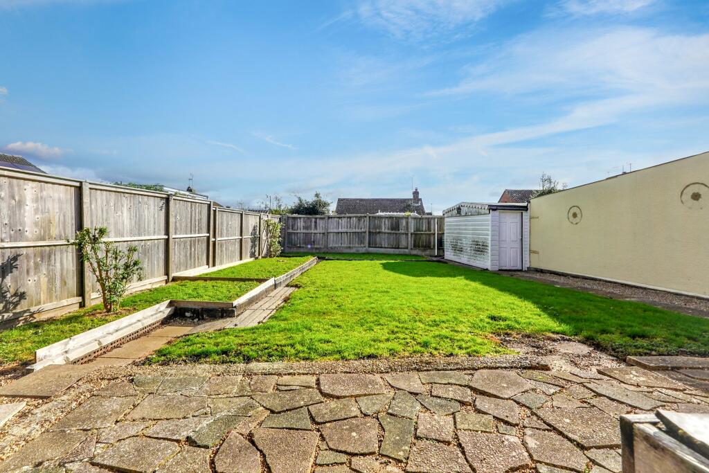 13 Meadowbrook Road, Ashford, Kent, TN24 9AZ