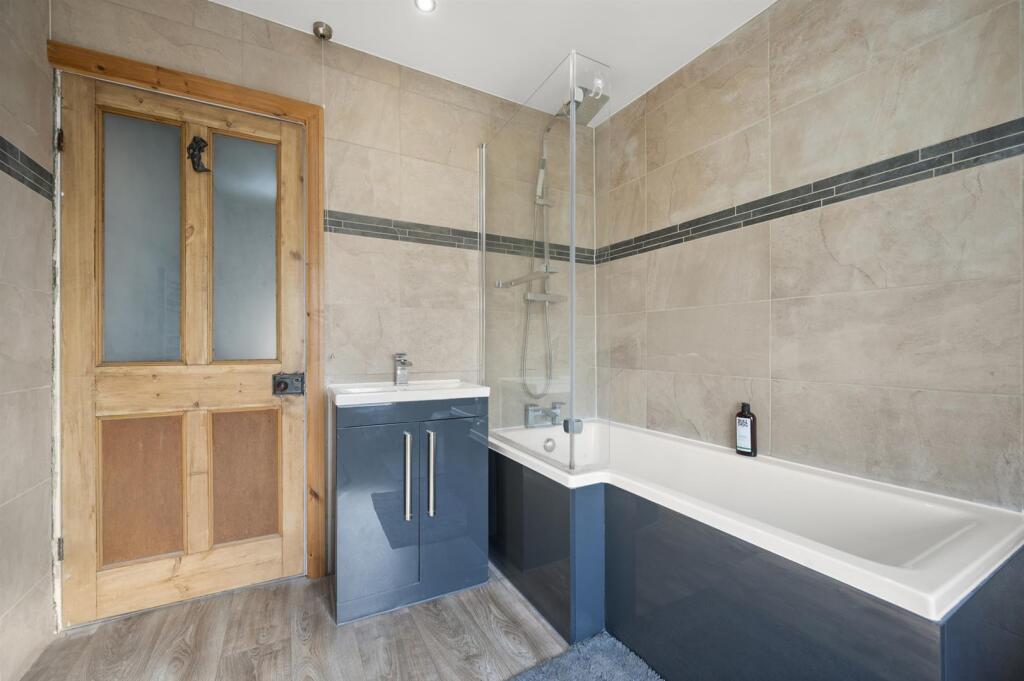 Bathroom - bath and vanity unit.jpg
