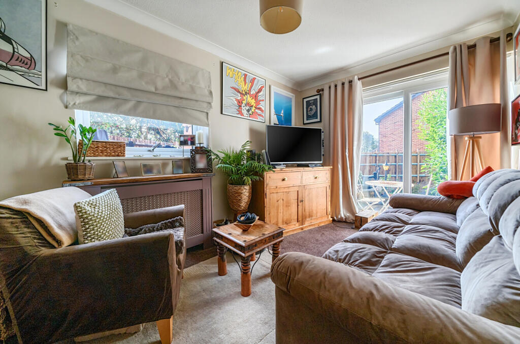 1380724-4-69147bd...