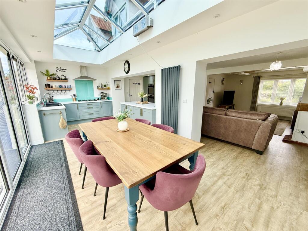 kitchen dining