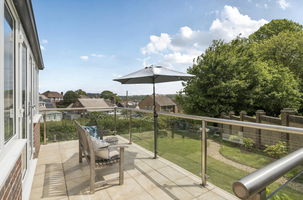 48-681bae4f1c2b9-...