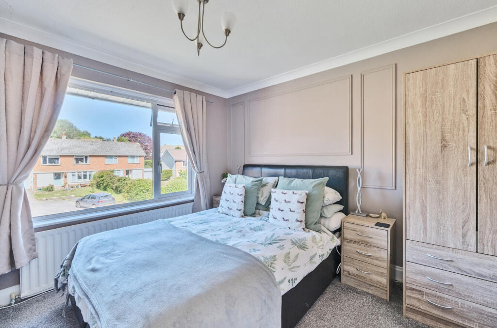 11-681dec4cbd647-...