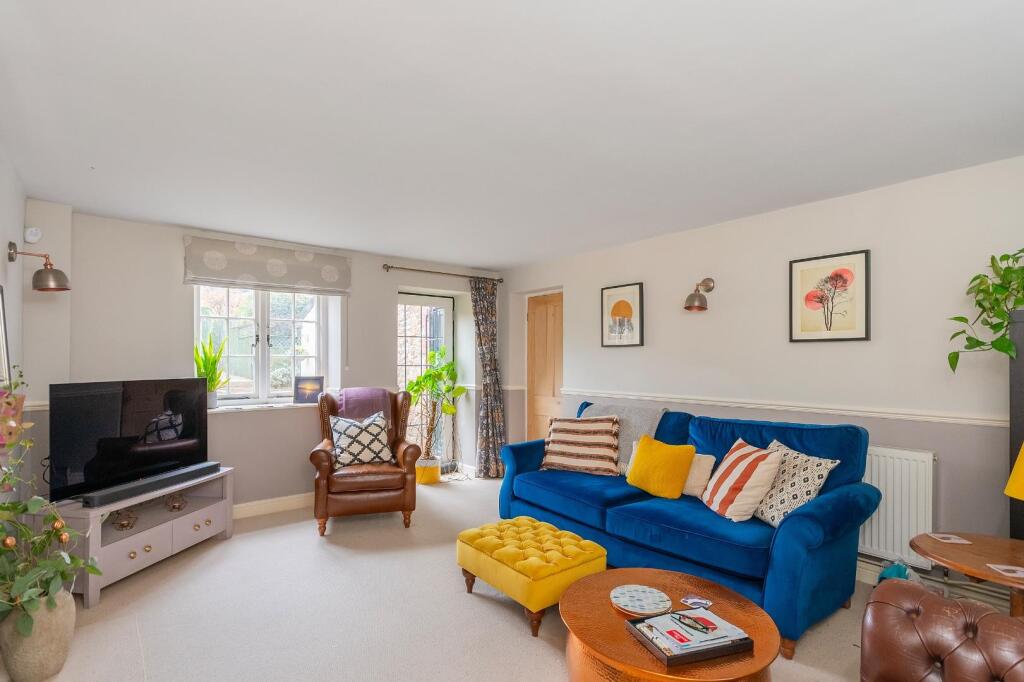 0N2CKN - Living Room D.jpg