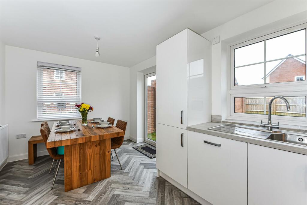 Kitchen / Diner