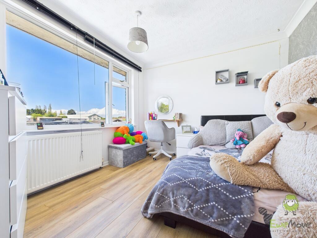 CAM01543G0-PR0125-STILL042