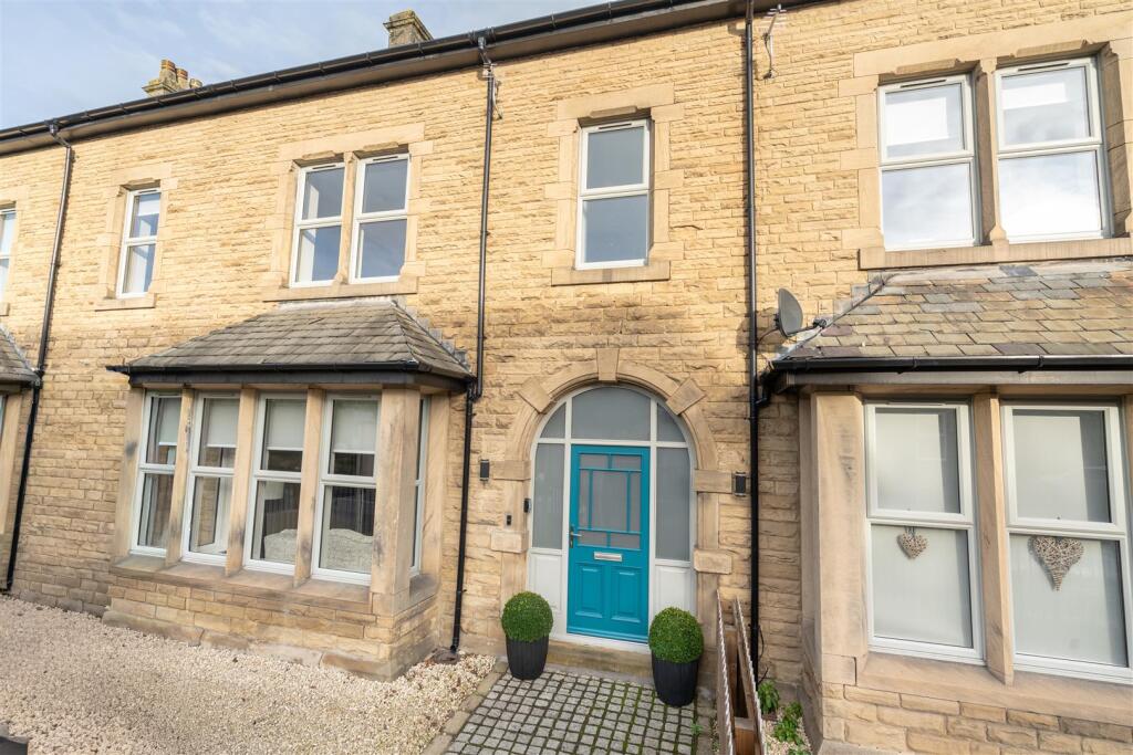 Richmond Terrace, Guiseley, Leeds