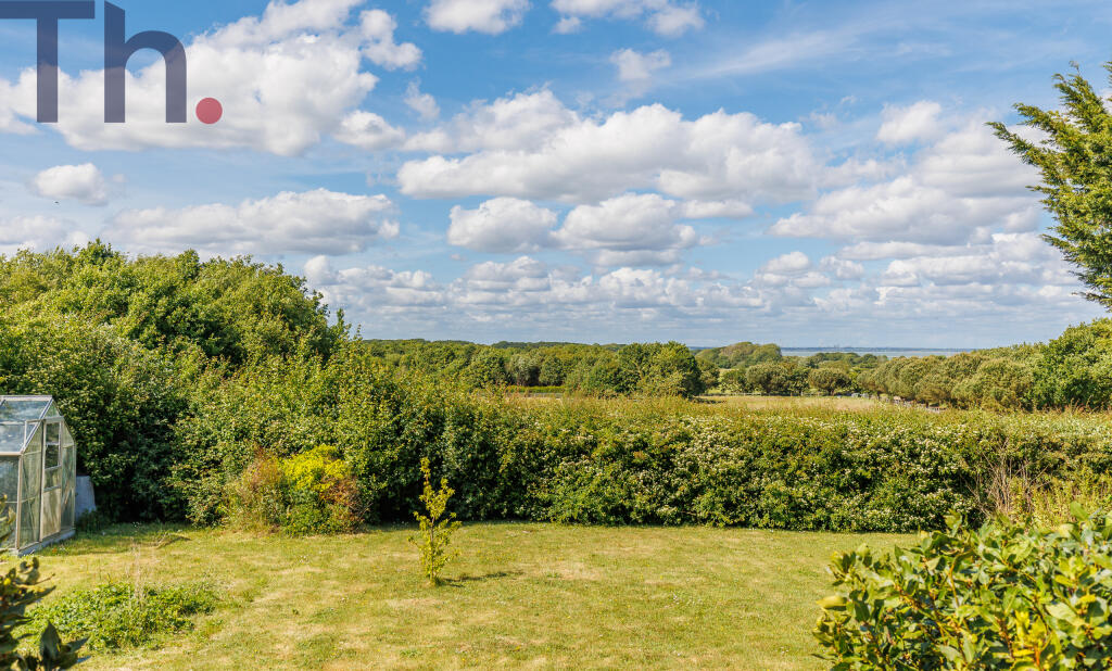Countryside &amp; Solent Views