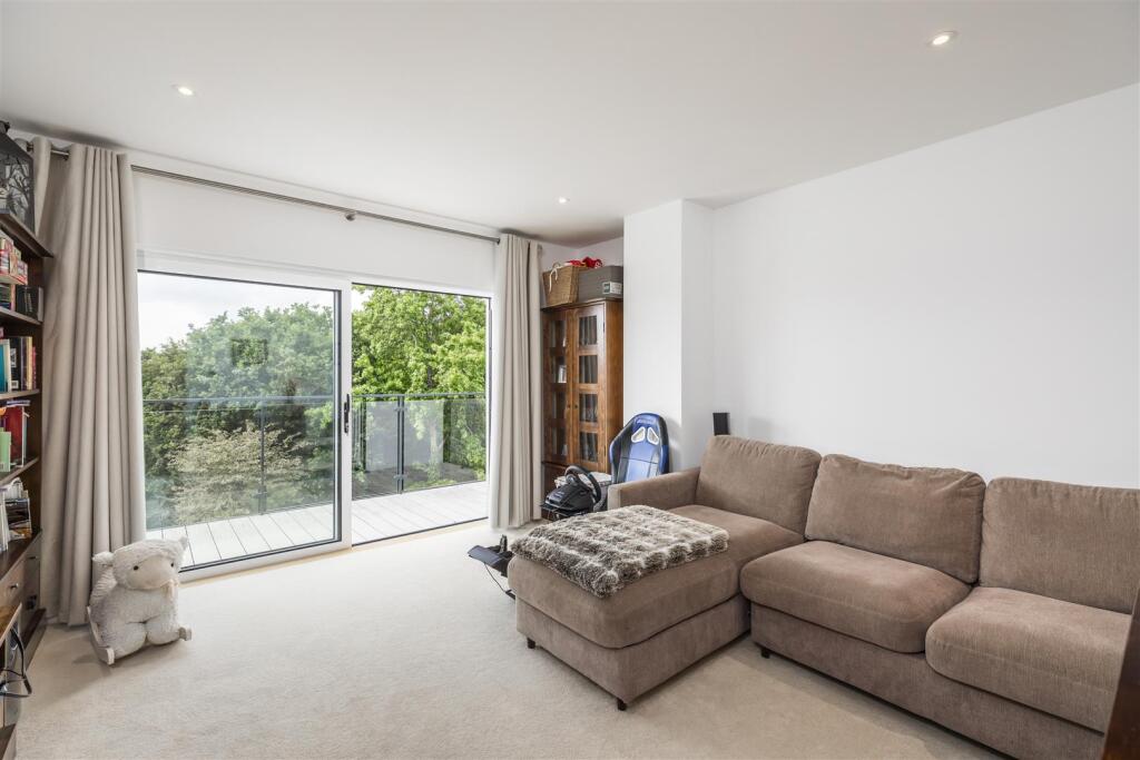 2023-07-06 PS 68 Blake Hill Crescent_056.jpg