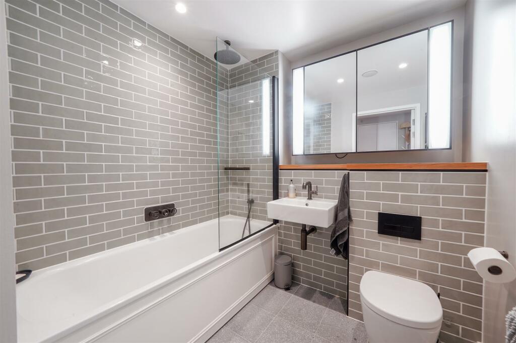 Apartment 28, 4 Explorer Way - GOTOUdjBG4Awz3MoWjc