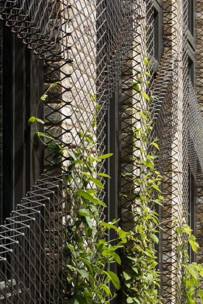 External detail