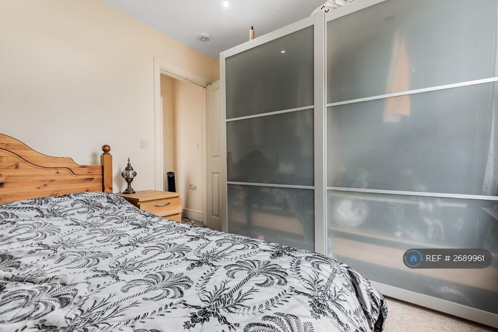 Bed 1 