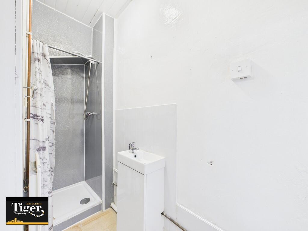 CAM03440G0-PR0493...