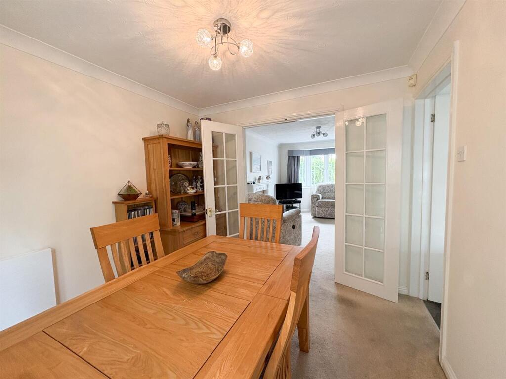 Dining Room.jpg