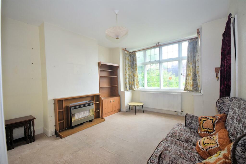 Sitting room.jpg