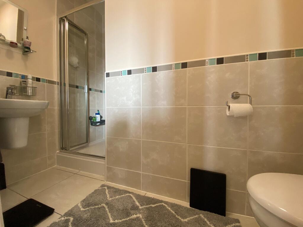 En-suite Bathroom