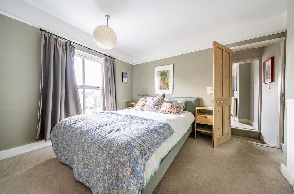 1332913-4-6892328...