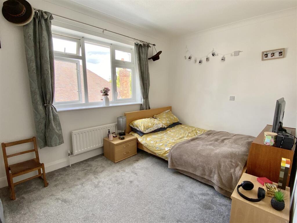 1 Cruckton Close-9.jpg