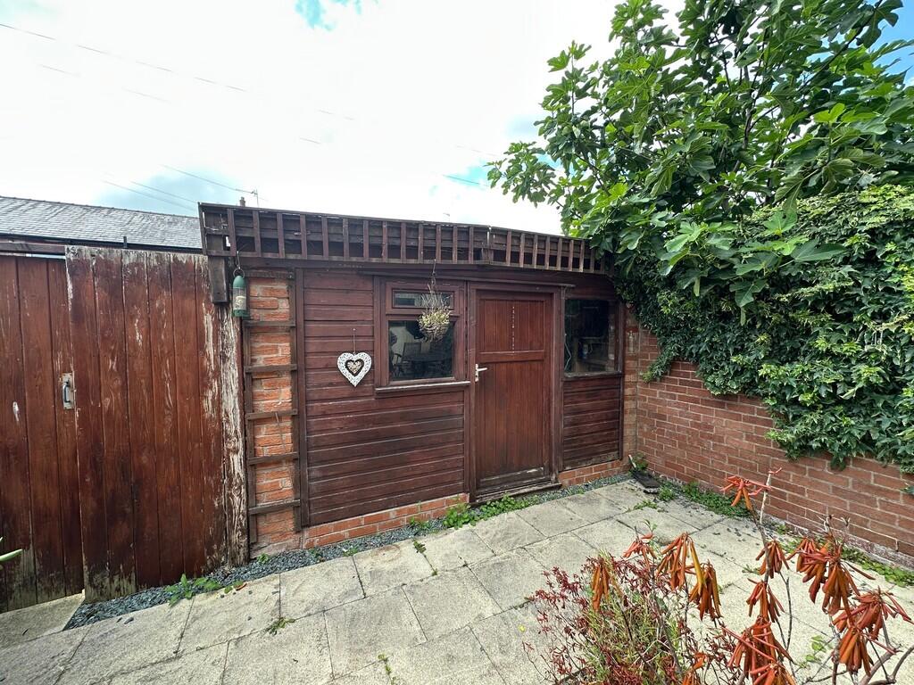 shed