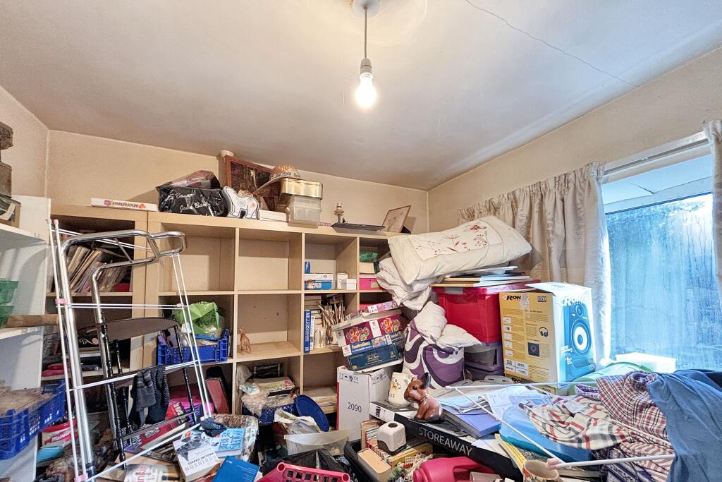 East Bungalow, Silsden Reservoir, High Brunthwaite, Silsden, Keighley, BD20 0NH