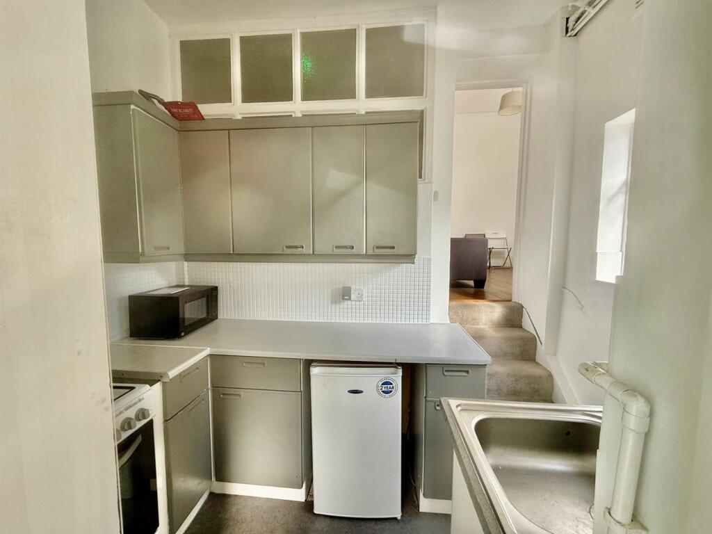 WhatsApp Image 2025-10-02 at 13.44.07_ab5310db.jpg