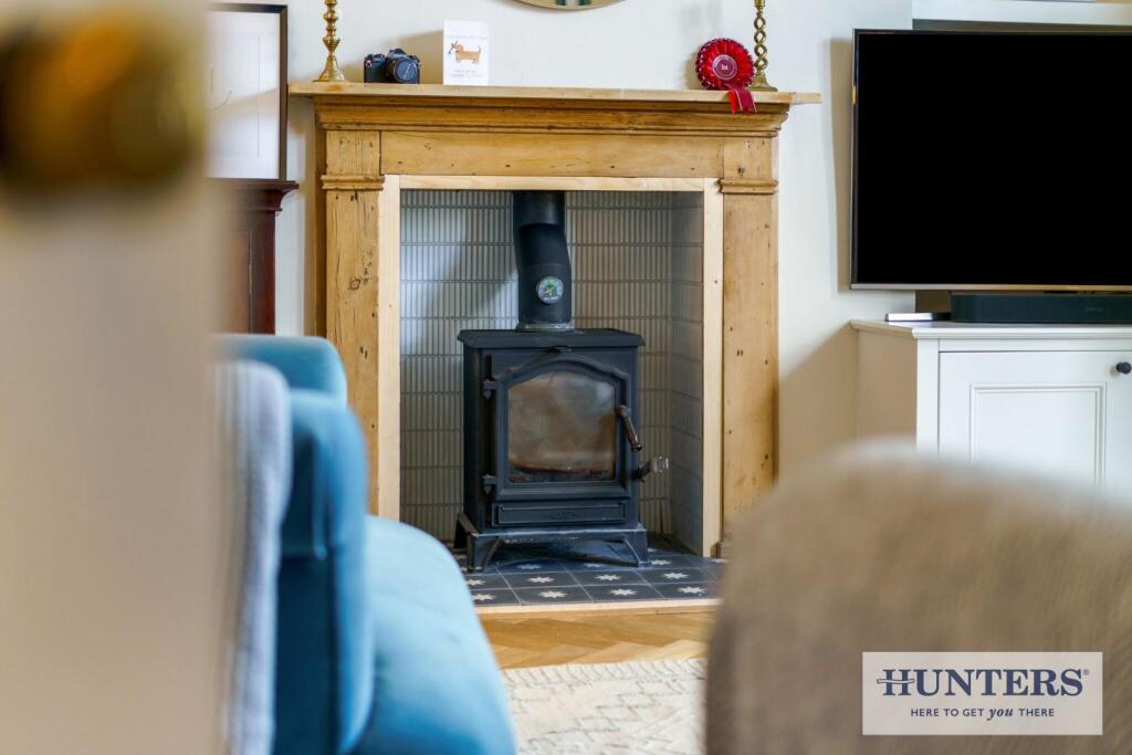 92167_61 Town Street Guiseley (6) - Copy_low.jpg