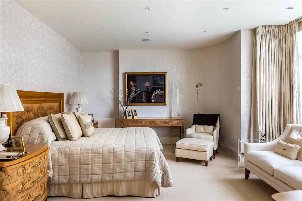 Basil Mansions, Basil Street, SW3