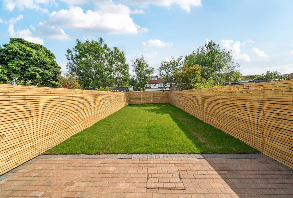 1304970-6-68484d9...