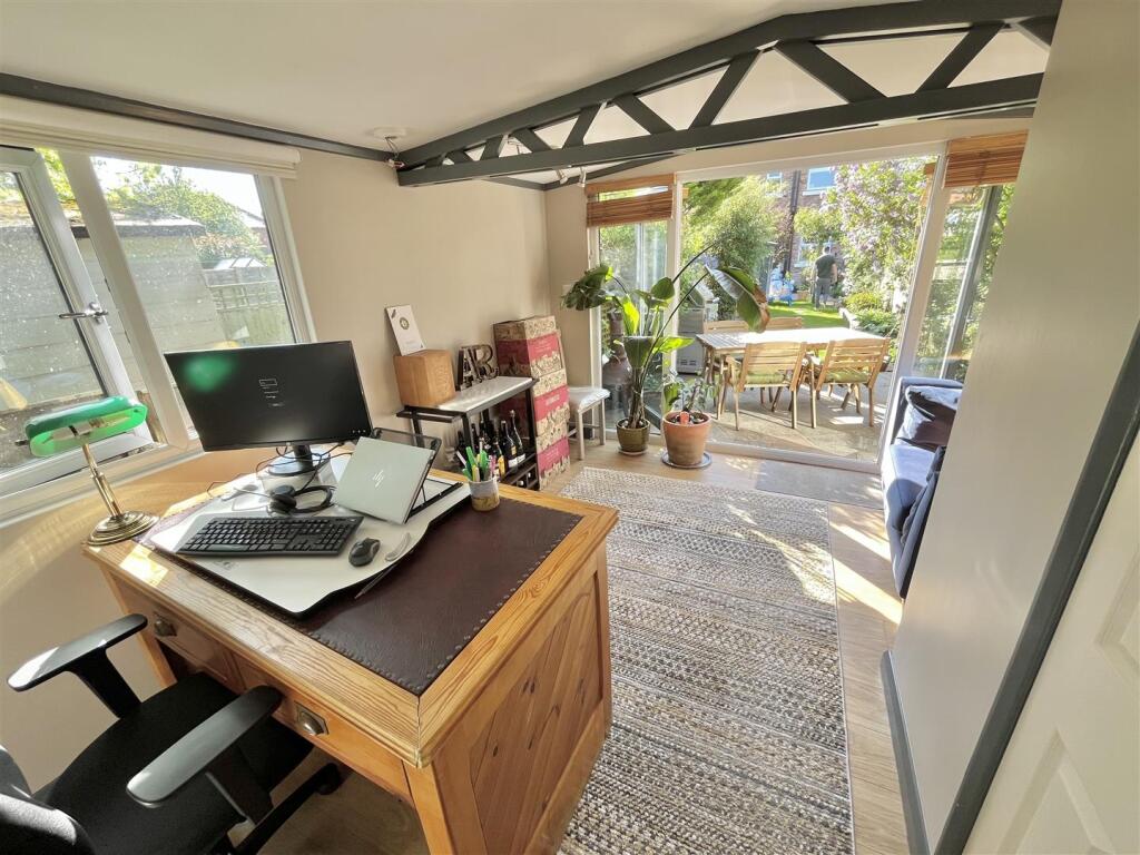 Garden Office