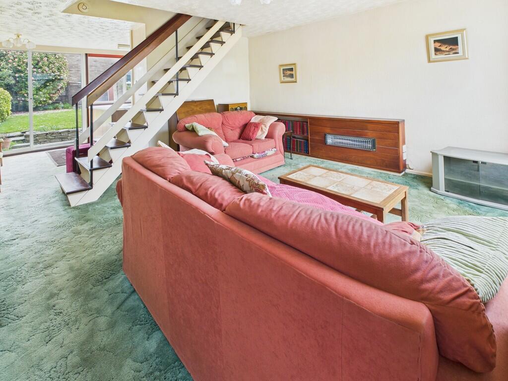 CAM05068G0-PR0015...