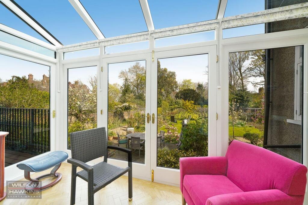 17 London Road - uk8wcIv2hVekI3eHcoBD.jpg