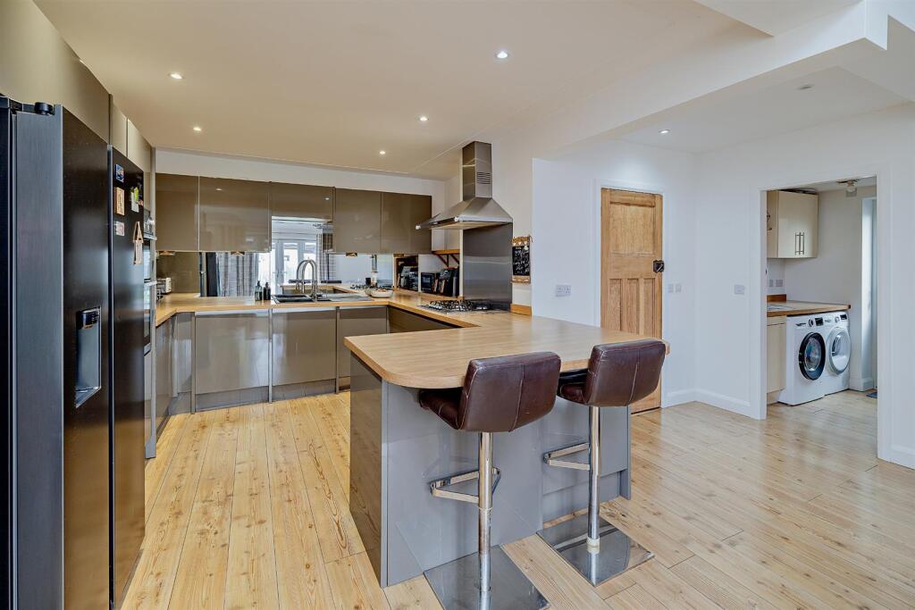 8668375-Stills-interior08(1)-v2-800.jpg