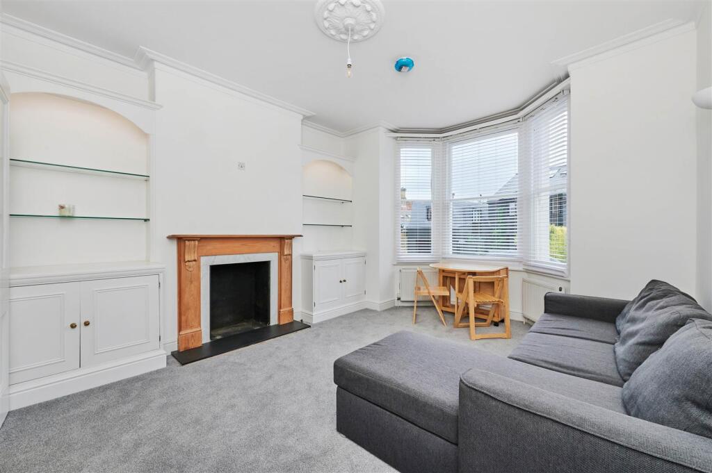 James_Anderson_-_Flat__Burstock_Road_SW15_2PW_10.j