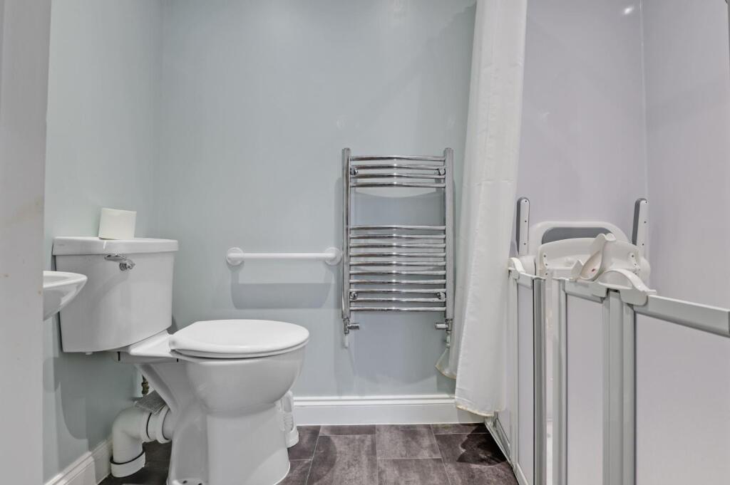 02-6466JHPropWorld - 21 Tannsfeld Road - 4.jpg