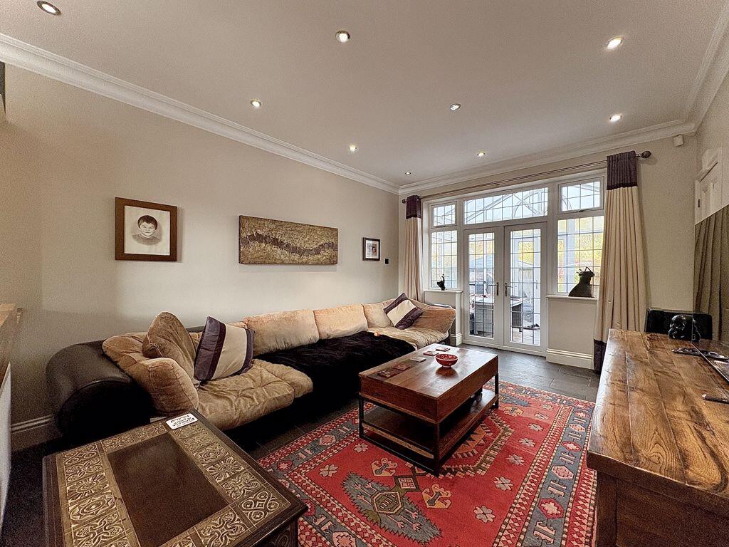 SITTING AREA