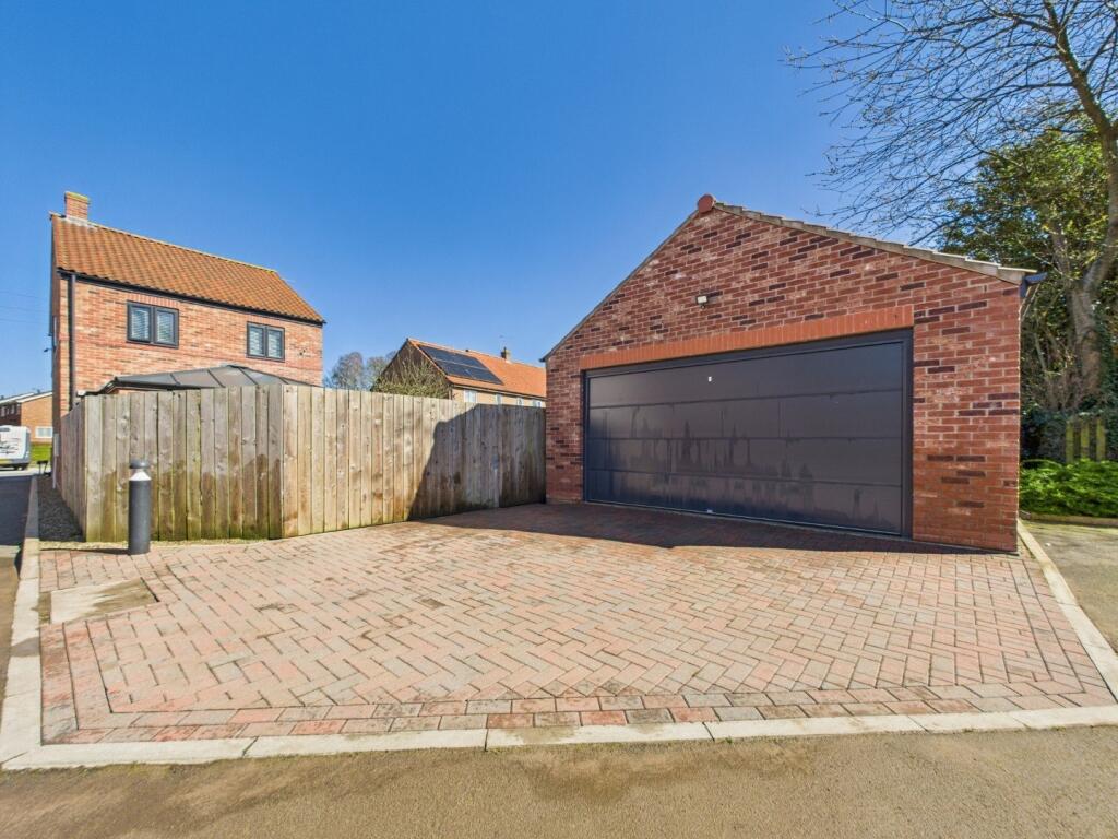 Driveway &amp; Garage