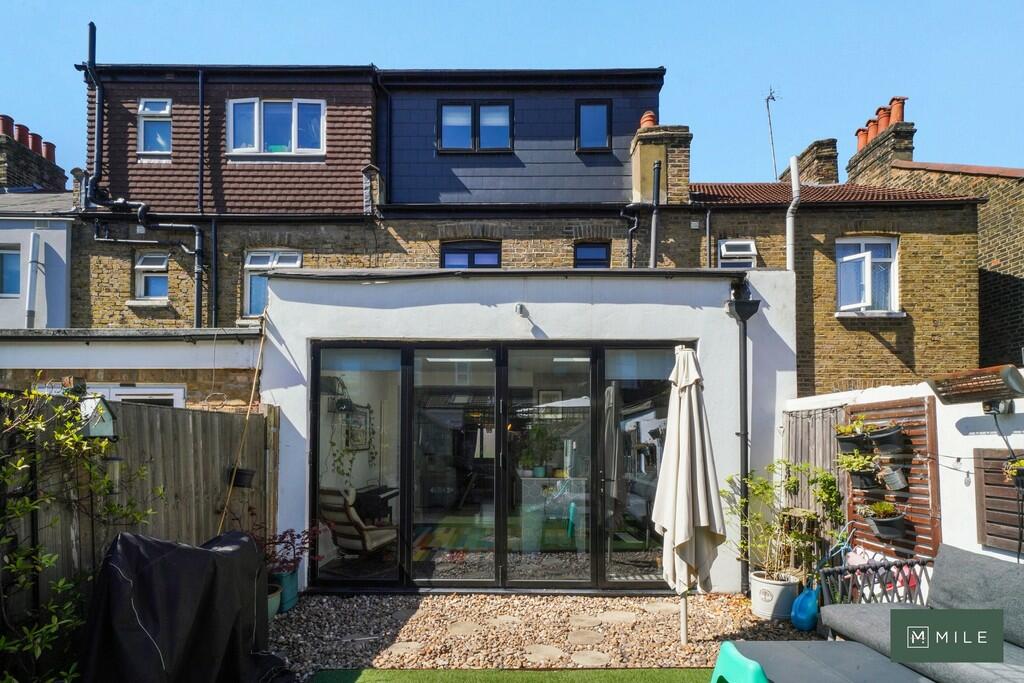 53 Yewfield Road ...