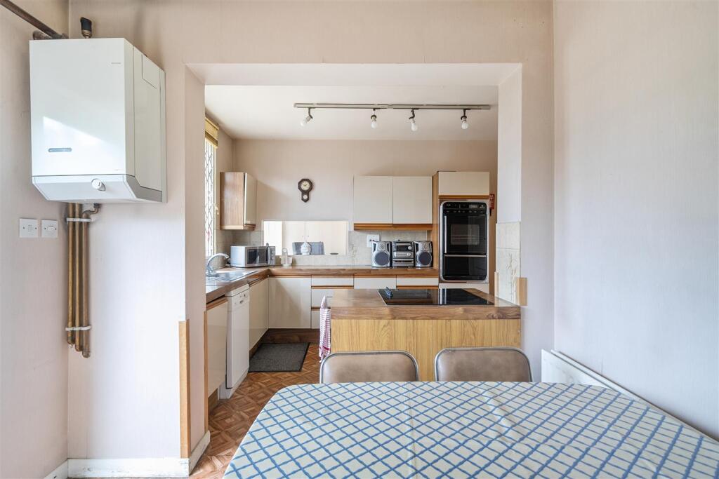 Kitchen Dining Room.jpg