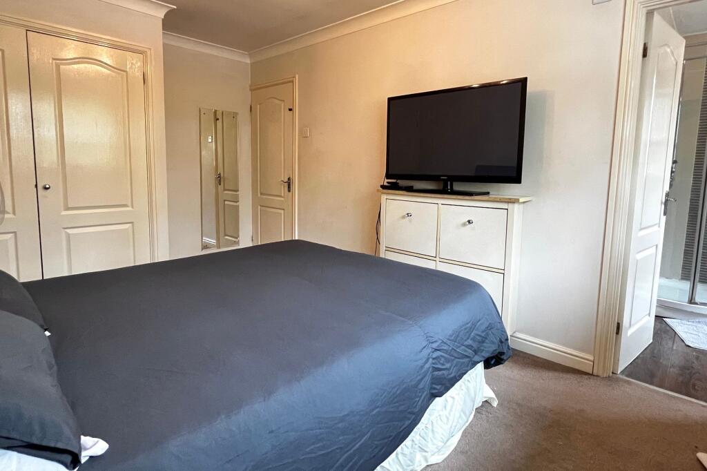 Main Bedroom with ensuite