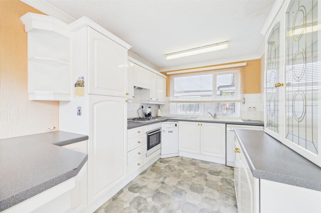 Kitchen / Breakfast Room